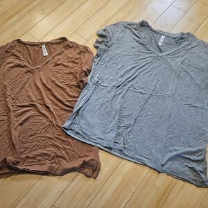 Latched Mama V-Neck Short Sleeve Tops - Gray and Brown